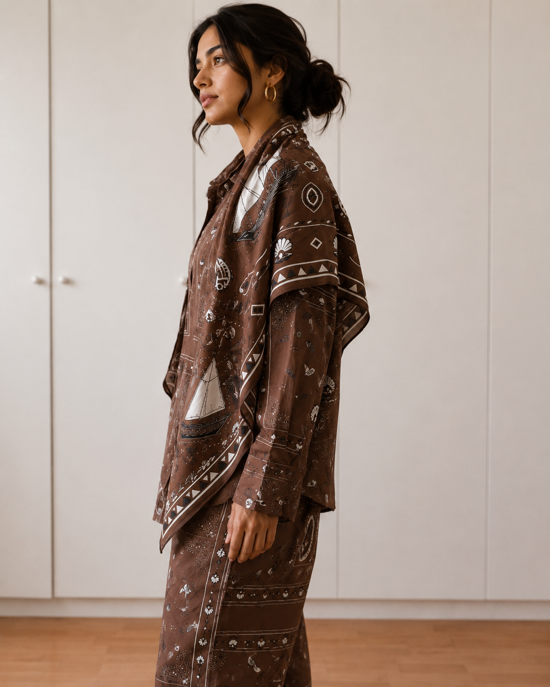 Danah Bandana Shirt with scarf (Brown)